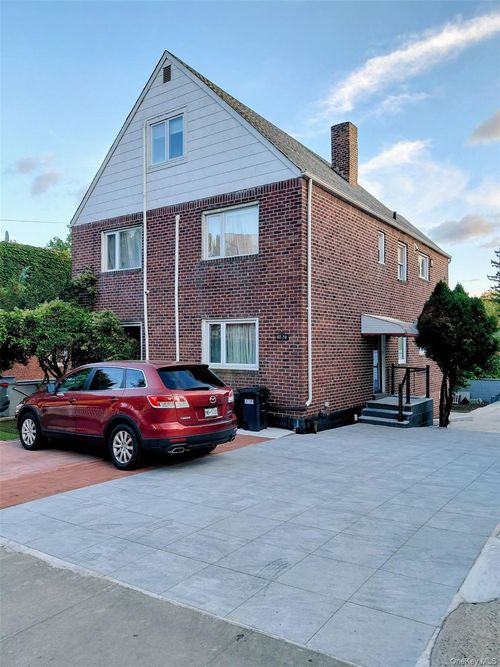6720 Austin Street, New York, NY, 11375 | Card Image