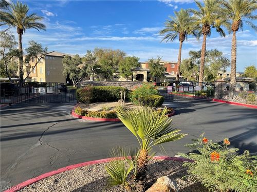 1063-4400 S Jones Blvd, Las Vegas, NV, 89103-3335 | Card Image