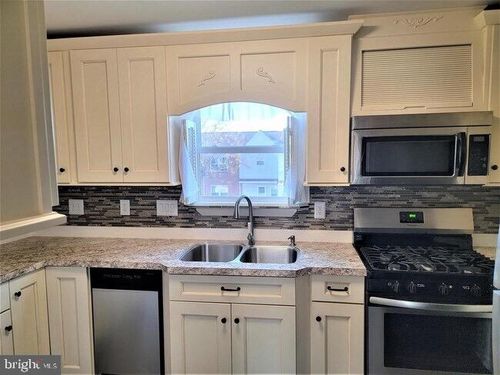 308 Dove Ct, LUMBERTON, NJ, 08048-4233 | Card Image