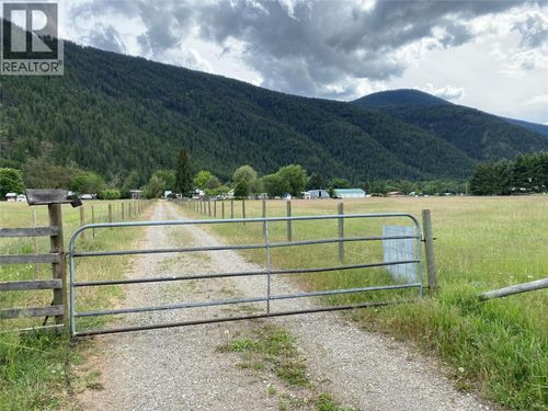 500 Atwood Rd, Grand Forks, BC, V0H1H9 | Card Image