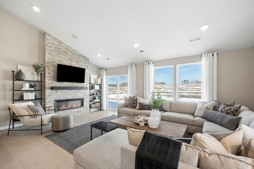 1628 Lund Way Road, Shakopee, MN, 55379 | Card Image