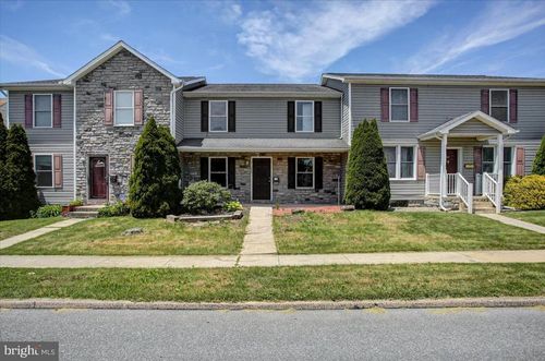 604 Fairview Ave, WAYNESBORO, PA, 17268-2132 | Card Image