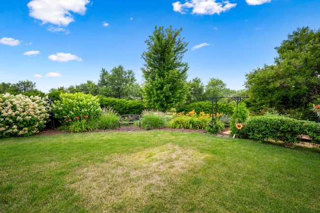 20 Boulder Dr, House other with 3 bedrooms, 3 bathrooms and 2 parking in Carlock IL | Image 27