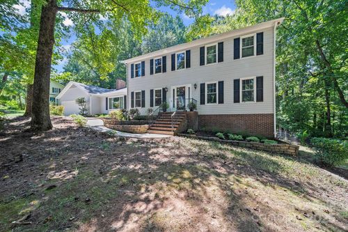 301 Woodbriar Trl, Gastonia, NC, 28056-8879 | Card Image