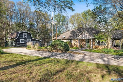 1209 Griffin Rd, Hartselle, AL, 35640 | Card Image