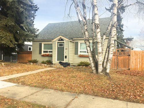 935 8th Avenue E, KALISPELL, MT, 59901 | Card Image