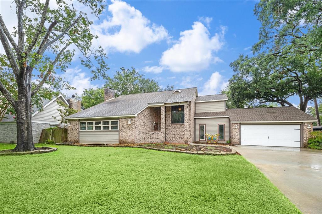 Jaycreek Dr, Houston, TX 77070