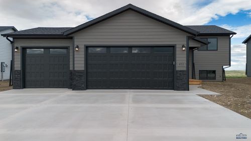 413 Constitution Blvd, Box Elder, SD, 57719-1805 | Card Image