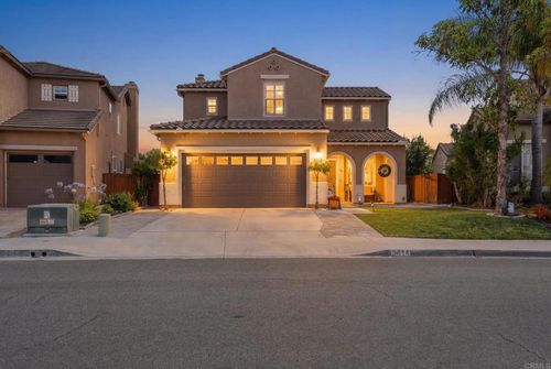 2414 Falcon Valley Dr, Chula Vista, CA, 91914-4051 | Card Image