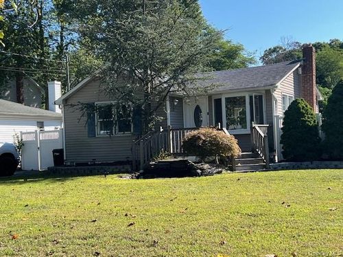 53 Biltmore Dr, Mastic Beach, NY, 11951-1311 | Card Image