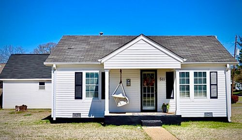 511 E 2nd St, Tuscumbia, AL, 35674-2120 | Card Image