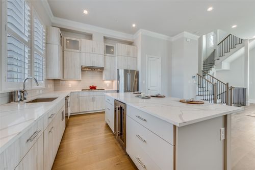 4629 Greenboro Ln, Dallas, TX, 75219-4157 | Card Image