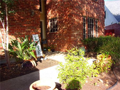 7032 Carmer Cir, Corpus Christi, TX, 78413-4479 | Card Image