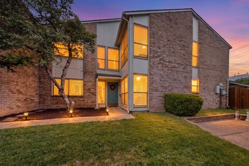 2208 Salem Dr, Carrollton, TX, 75006-1640 | Card Image