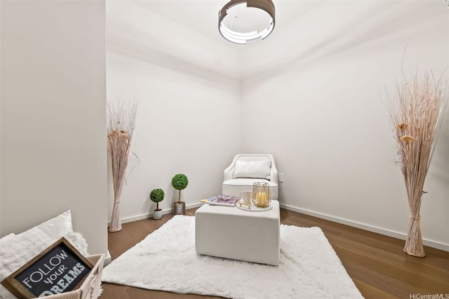 Den can be used as relaxation room | Image 17