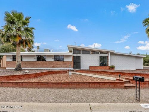 5940 E North St, Tucson, AZ, 85712-2321 | Card Image