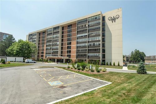 110-65 Westmount Rd N, Waterloo, ON, N2L5G6 | Card Image