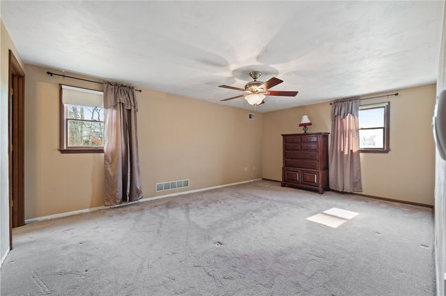 201 Cameron Dr, House other with 3 bedrooms, 3 bathrooms and 2 parking in Irwin PA | Image 16