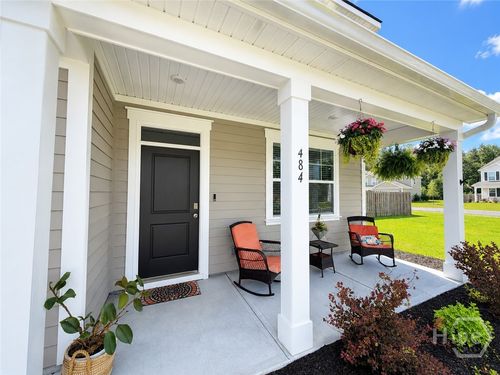 484 Foxtail Dr, Richmond Hill, GA, 31324-6838 | Card Image