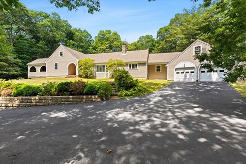 63 Two Ponds Rd, Falmouth, MA, 02540-2221 | Card Image