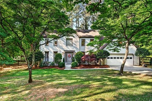 16140 Henderson Rd, Milton, GA, 30004-2762 | Card Image