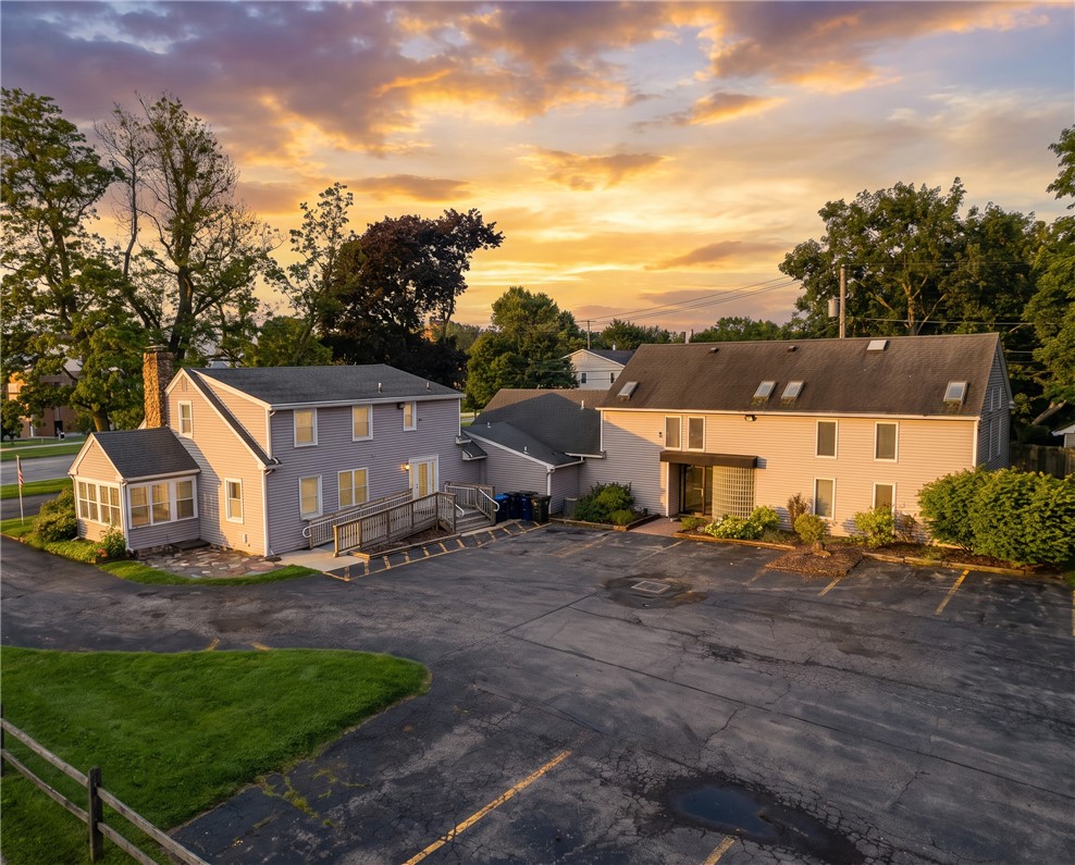 955 E Henrietta Rd, Rochester, NY 14623