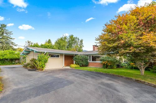46011 Clarke Dr, Chilliwack, BC, V2P3N5 | Card Image