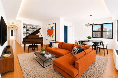 16ab-201 E 28th Street, New York, NY, 10027 | Card Image