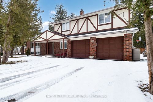 379 Maple Grove Dr, Oakville, ON, L6J4V6 | Card Image