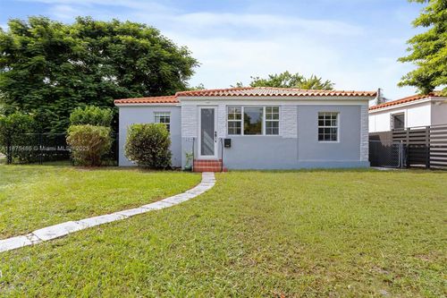 5300 Sw 5th Ter, Coral Gables, FL, 33134-1126 | Card Image