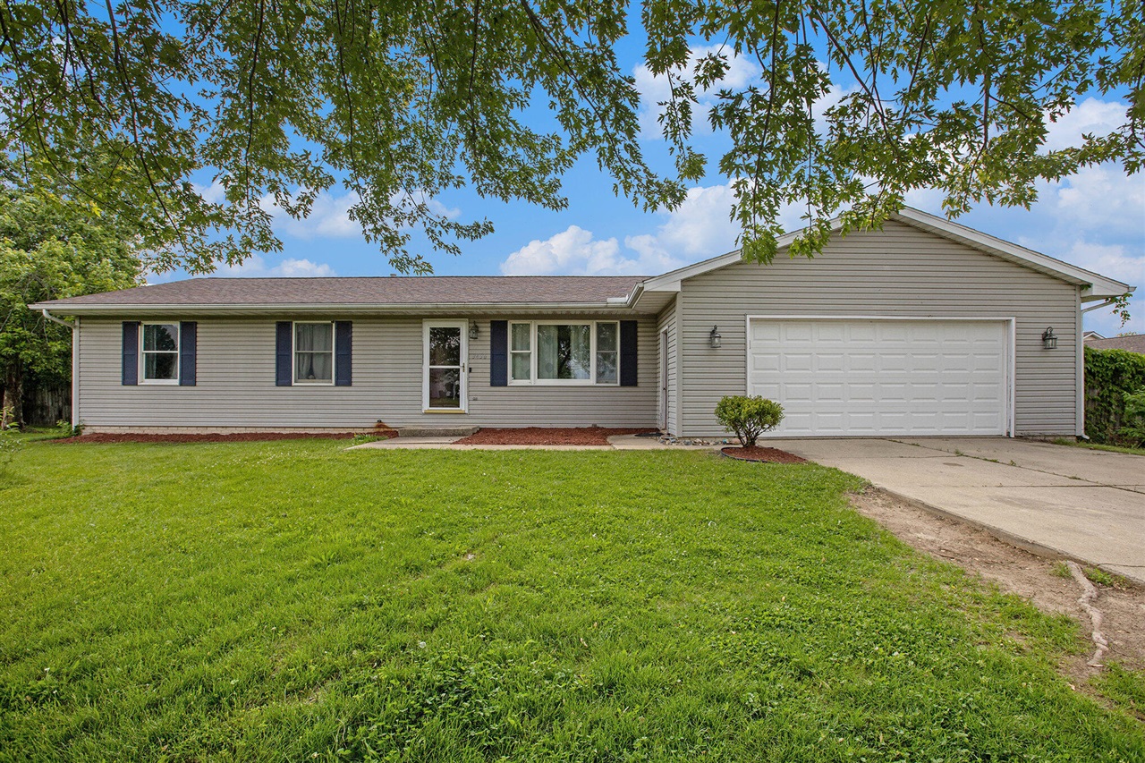 Saxony Dr, Tecumseh, MI 49286