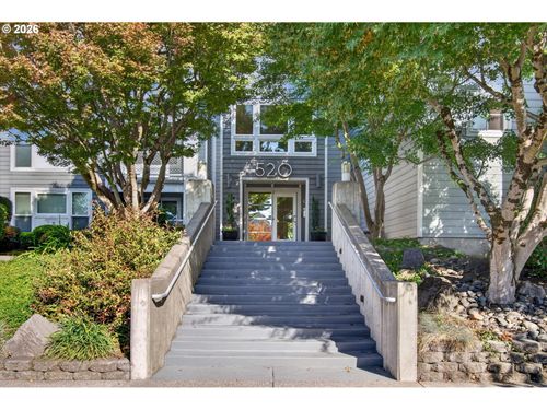 216-520 Se Columbia River Dr, Vancouver, WA, 98661-8031 | Card Image