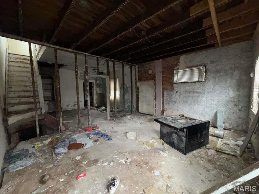 Commercial Sale in Belleville 4