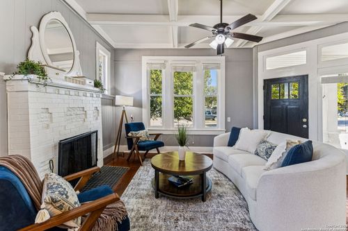 2007 S Presa St, San Antonio, TX, 78210-2862 | Card Image