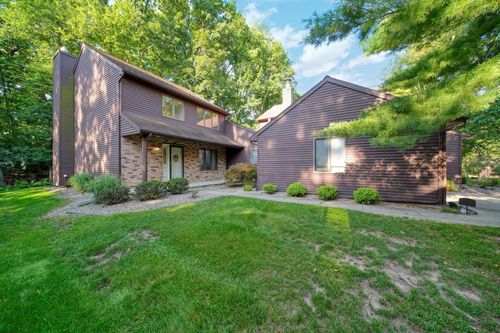 1852 Wedgefield, Jackson, MI, 49201-8346 | Card Image
