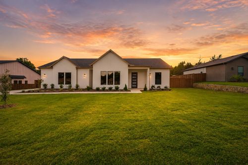 2626 Bainbridge Dr, Dallas, TX, 75237 | Card Image