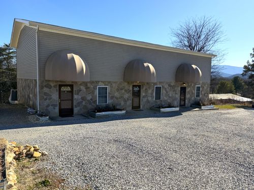 2482 Elk Way, Newport, TN, 37821-6772 | Card Image