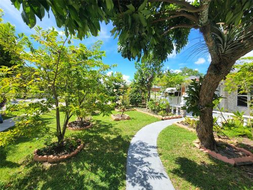 830 Sw 50th Ave, Margate, FL, 33068-3135 | Card Image