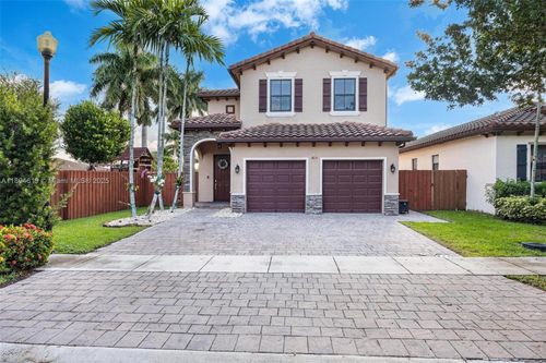 415 Se 34th Ter, Homestead, FL, 33033-7497 | Card Image