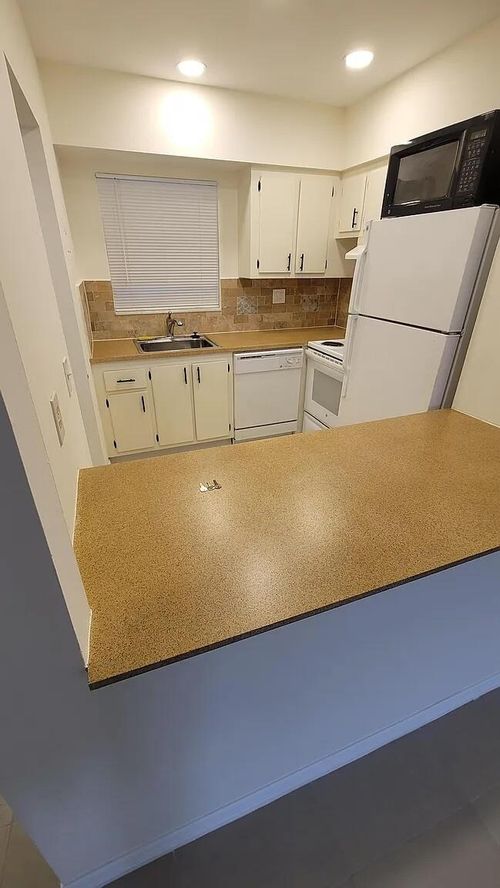 a-40-6501 Winfield Blvd, Margate, FL, 33063-7168 | Card Image
