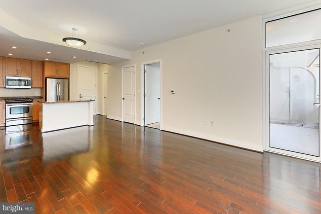 APT-302 - 8220 Crestwood Heights Dr, Condo with 1 bedrooms, 1 bathrooms and null parking in MCLEAN VA | Image 18
