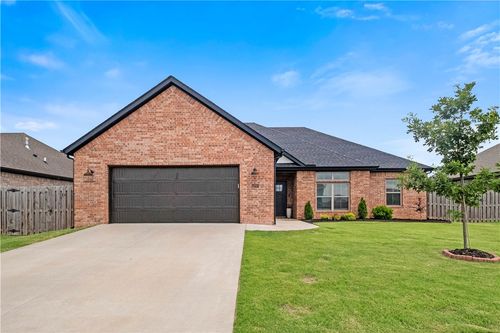 948 Tracey Ln, Pea Ridge, AR, 72751-6007 | Card Image