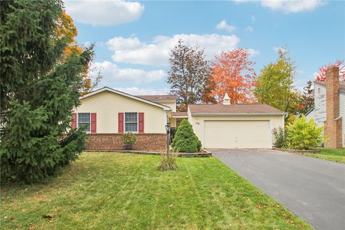 179 Crossroads Ln, Greece, NY, 14612-3436 | Card Image