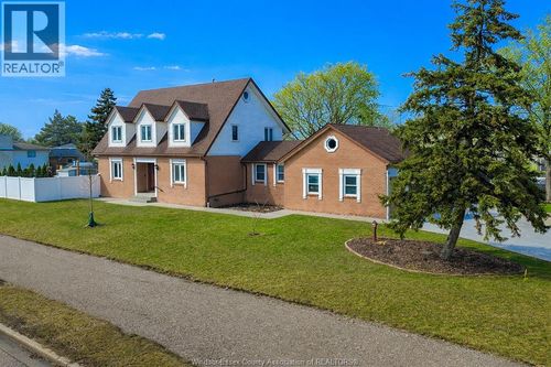 279 Chene St, Tecumseh, ON, N8N3H5 | Card Image