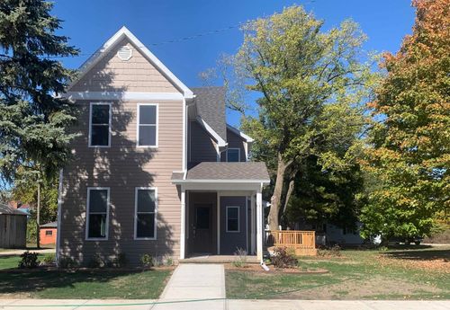 218 W North St, Hartford City, IN, 47348-1739 | Card Image