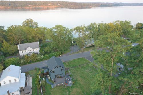 202 Tilden St, Port Ewen, NY, 12466-7773 | Card Image