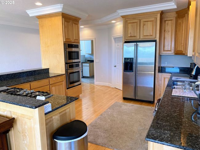 97661 Marina Heights Loop, House other with 3 bedrooms, 3 bathrooms and 2 parking in Brookings OR | Image 27