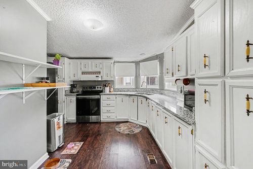 2 Raspberry Ct, MIDDLE RIVER, MD, 21220-1636 | Card Image