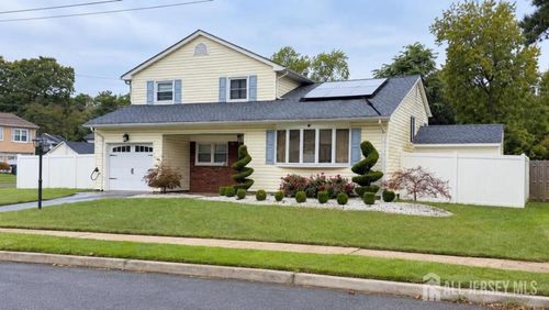 2 Elaine Ct, Old Bridge, NJ, 08857-1311 | Card Image