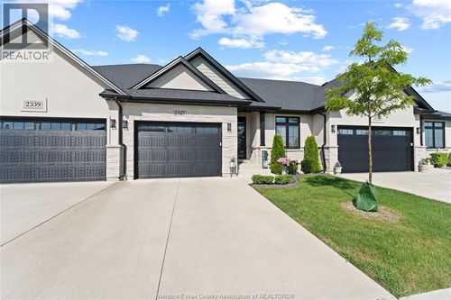 2327 Clearwater Ave, Windsor, ON, N8P0G3 | Card Image